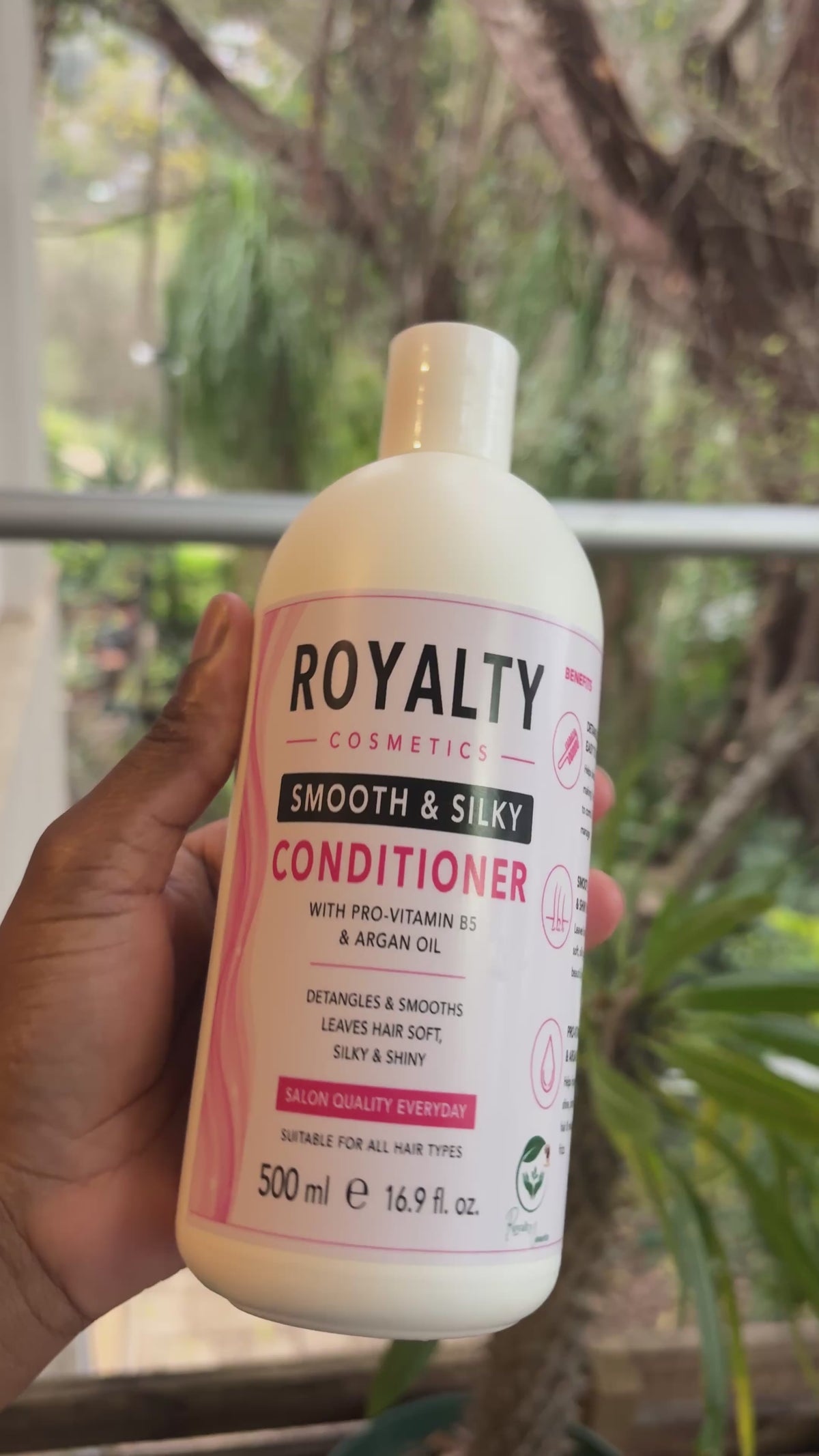 Royalty Cosmetics Smooth & Silky Conditioner